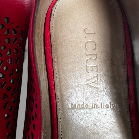 J. CREW Cleo Red Perforated Leather Women’s Flat Shoes Size 8 Made in Italy - Picture 4 of 5